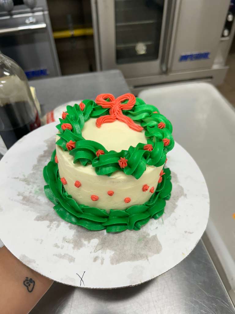Christmas wreath cake
