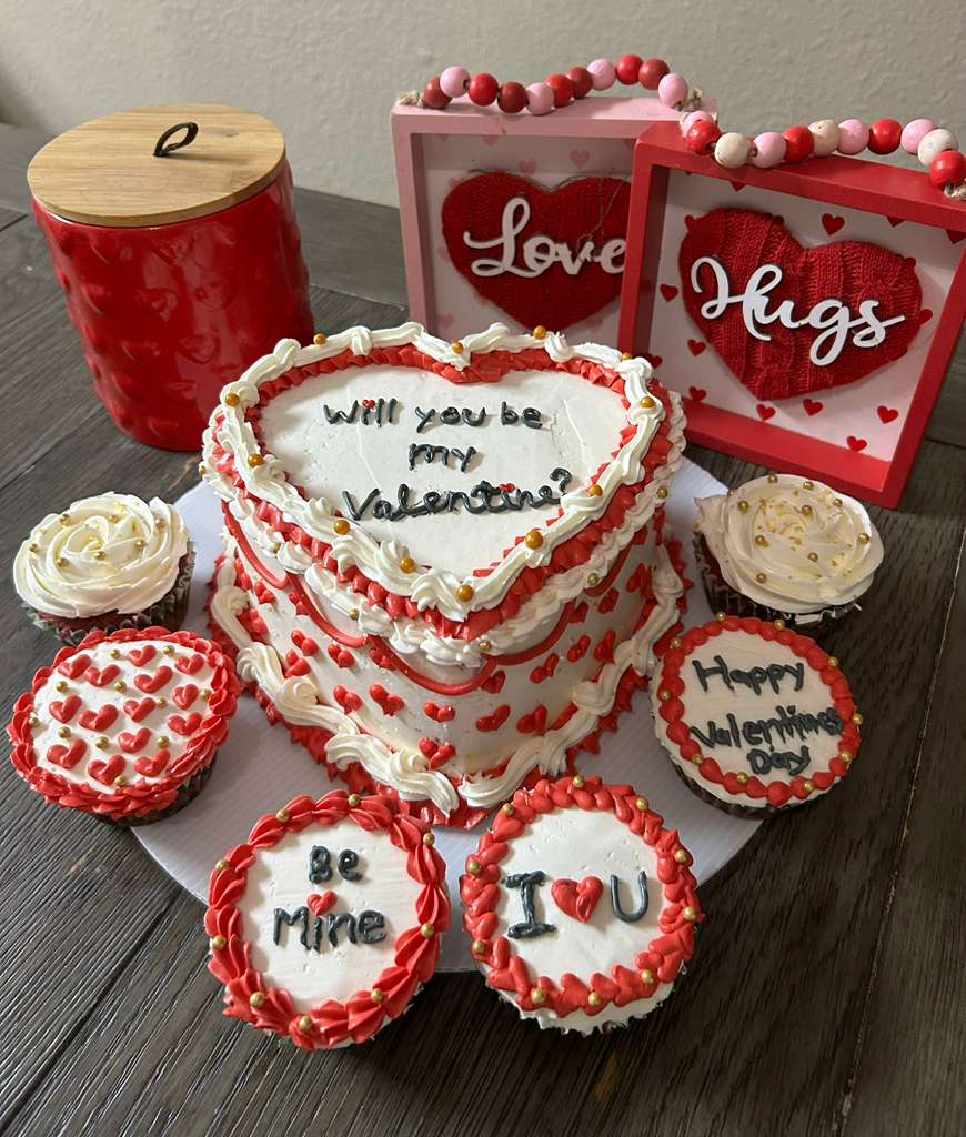 Valentine cake set